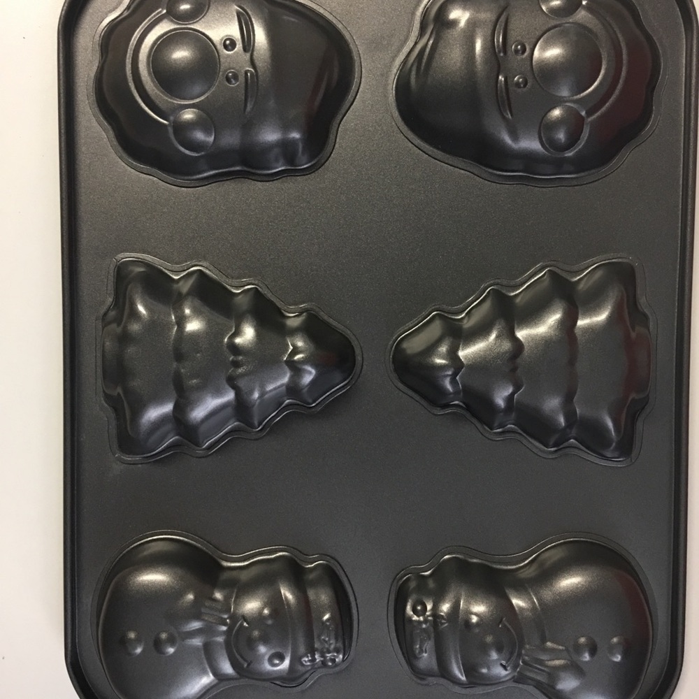 Nordic Ware Christmas Pan